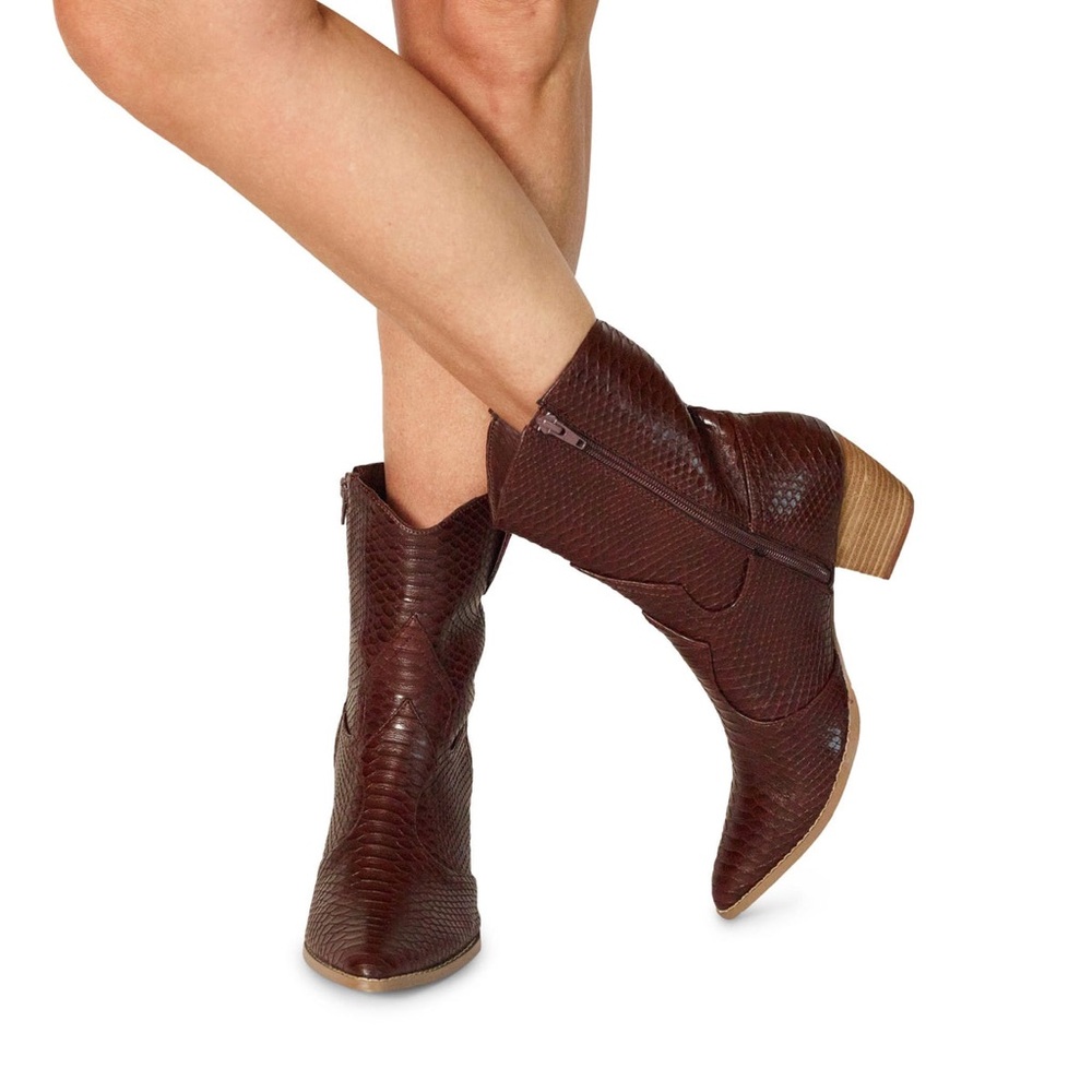 Coconuts by Matisse Brown Ankle Boots with Stacked Heel and Pointed Toe